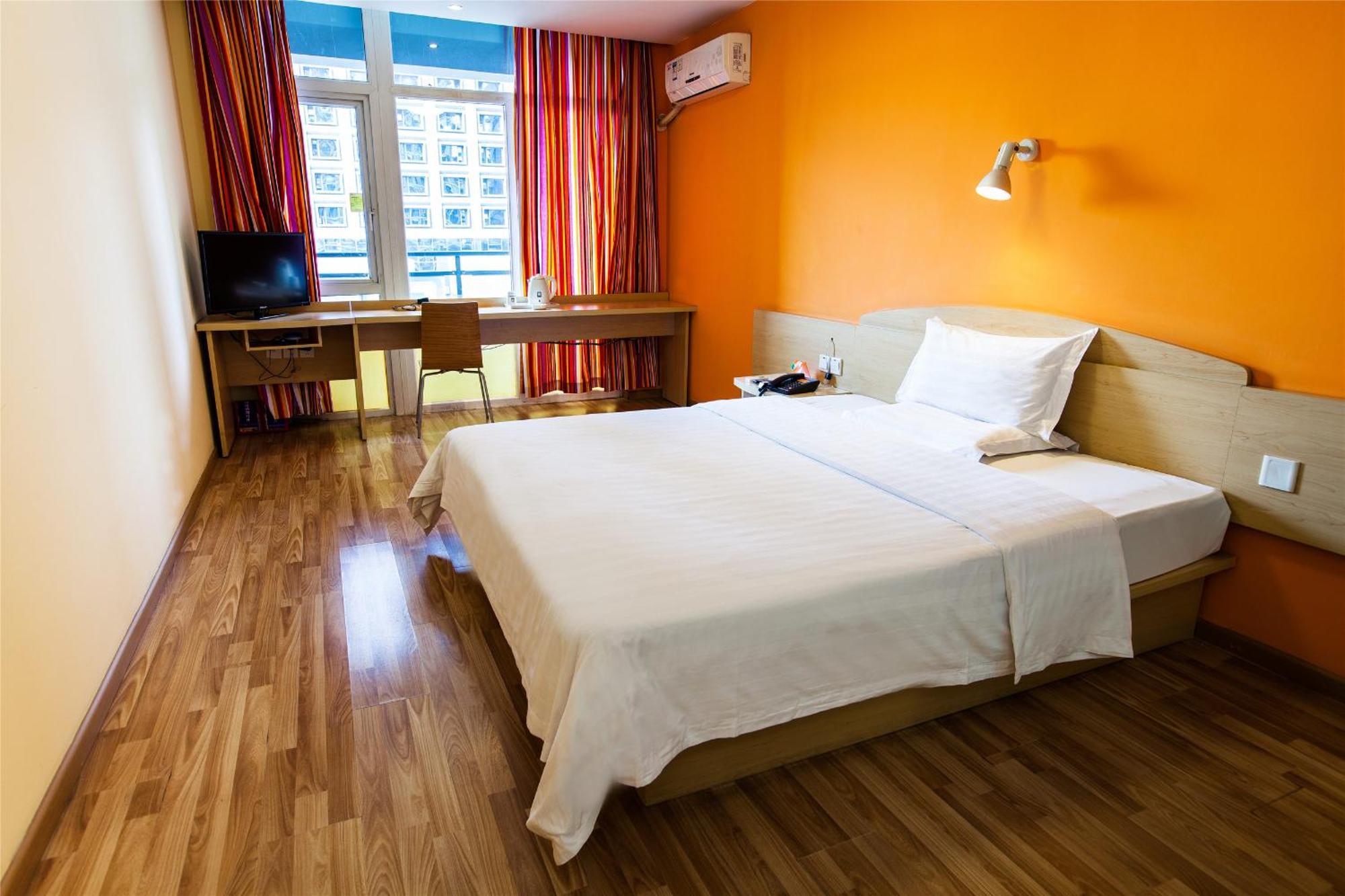 7Days Inn Guangzhou South Railway Station Huijiang Subway Station מראה חיצוני תמונה