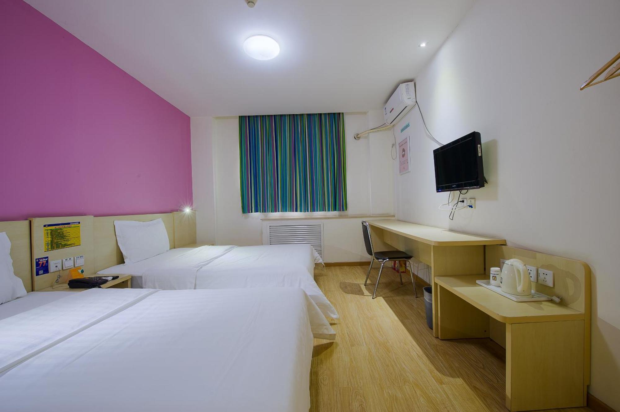 7Days Inn Guangzhou South Railway Station Huijiang Subway Station מראה חיצוני תמונה