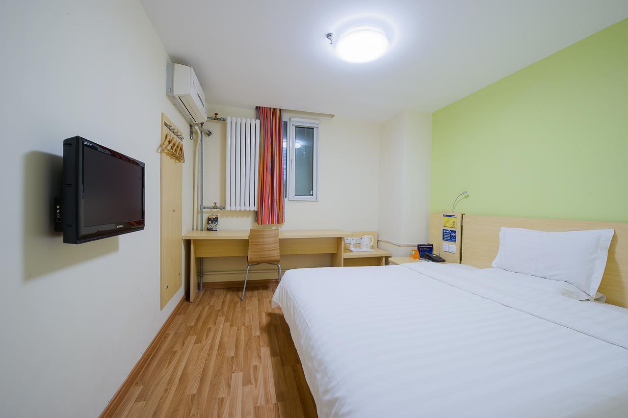 7Days Inn Guangzhou South Railway Station Huijiang Subway Station מראה חיצוני תמונה